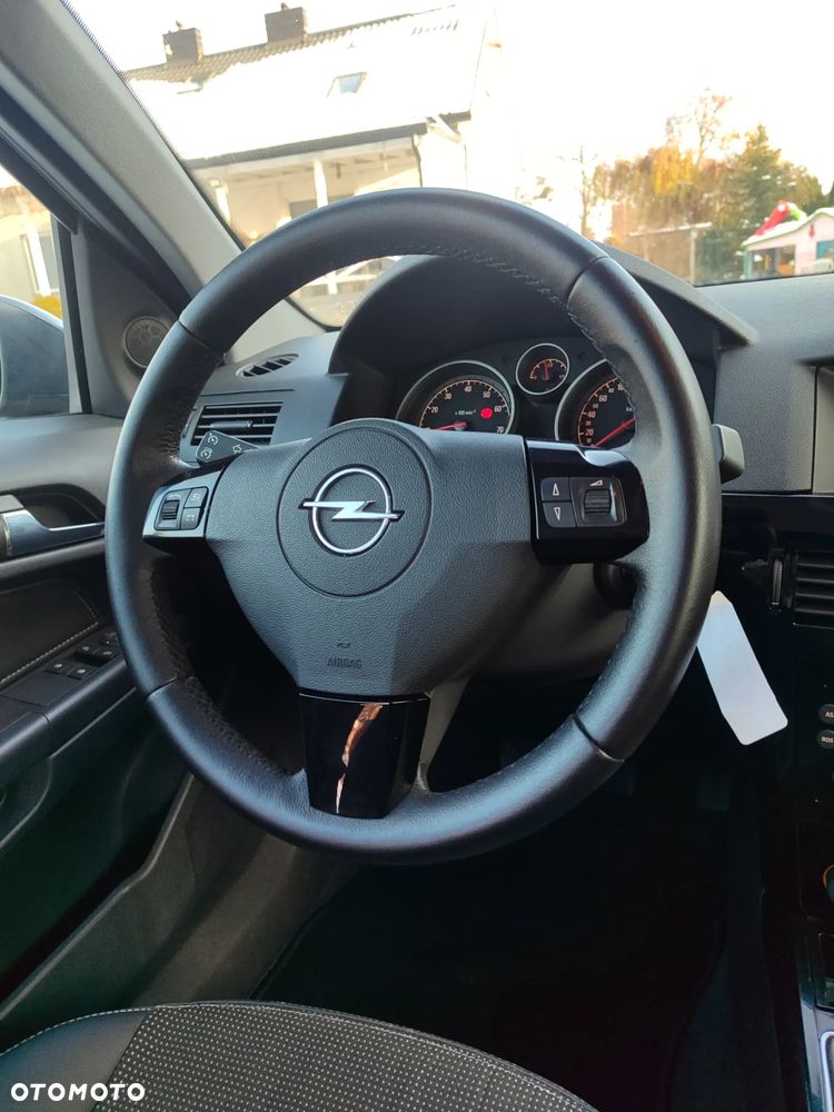 Opel Astra 1.8 Cosmo - 11