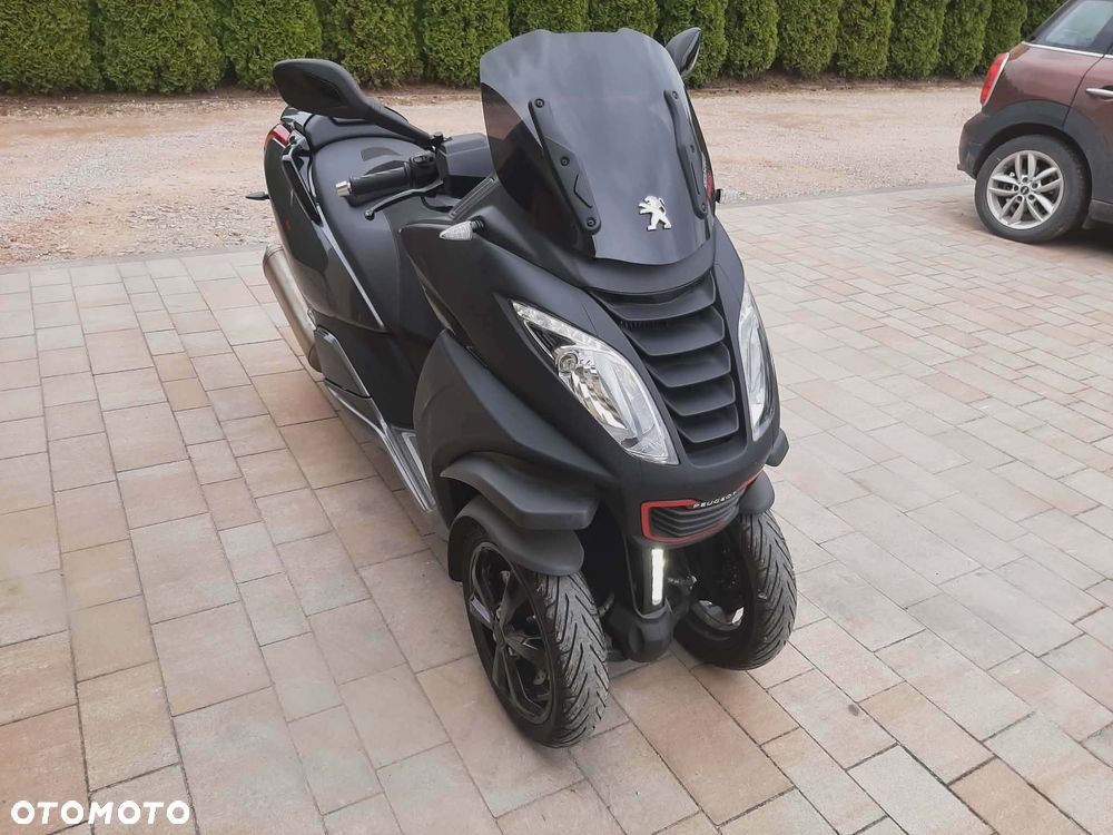 Peugeot Metropolis - 12