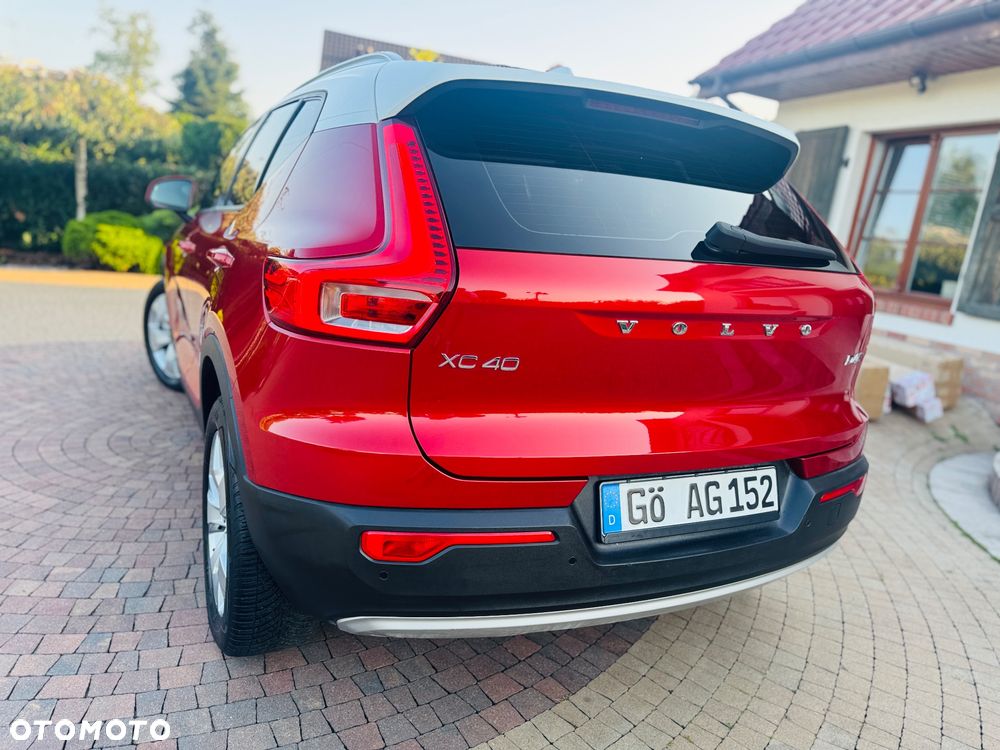 Volvo XC 40 D4 AWD Geartronic Inscription - 28