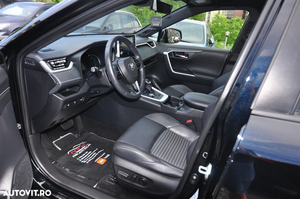 Toyota RAV4 - 7