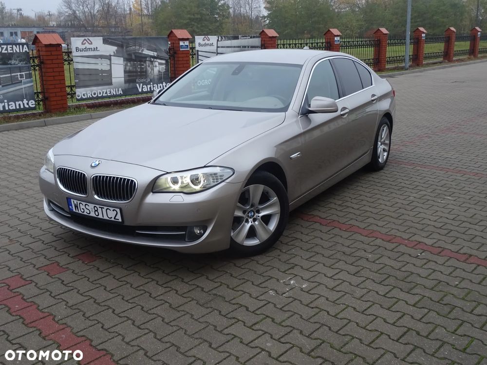 BMW 5 Series 2012 photo 3
