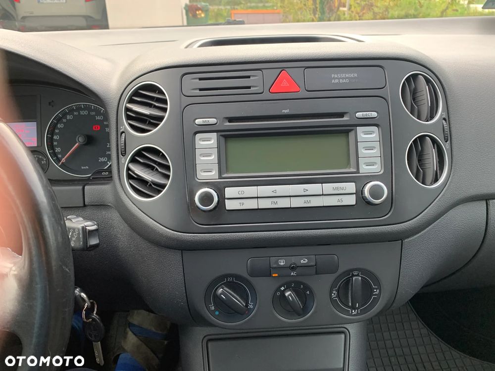 Volkswagen Golf Plus 1.6 Trendline - 12