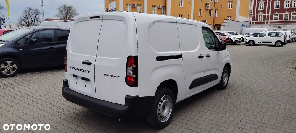 Peugeot PARTNER - 4