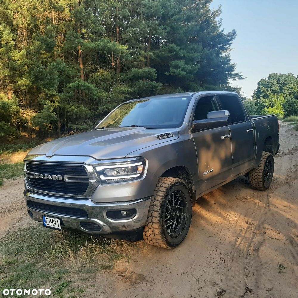 RAM 1500 Crew Cab Shortbed Bighorn - 2