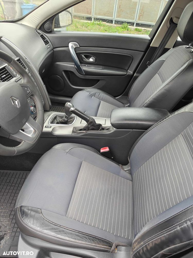 Renault Latitude - 19