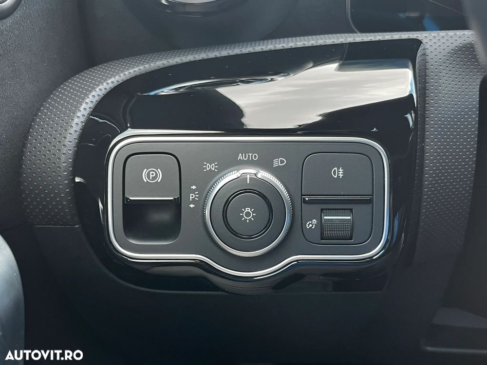 Mercedes-Benz CLA - 19