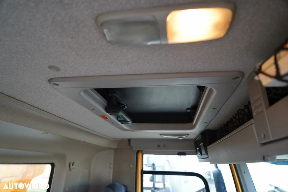 DAF CF 85.410 / 8x4 / BASCULĂ SPATE / CLAPETĂ HIDRAULICĂ / ANVELOPE 100% / MANUALĂ / EURO 6 - 34