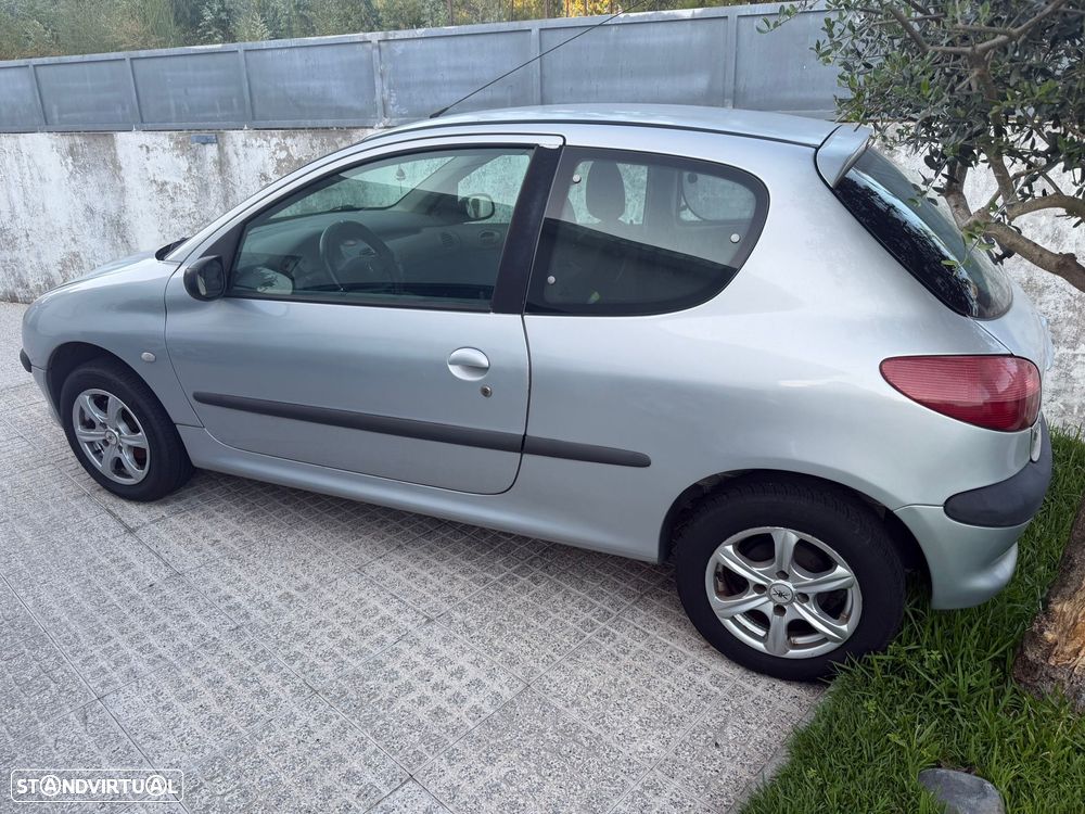 Peugeot 206 - 5