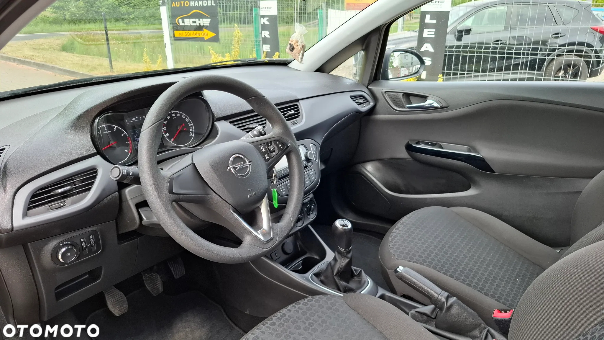 Opel Corsa - 8