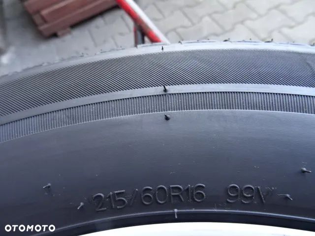 5x112 7jx16 ET44 Mercedes Audi Vw Skoda Koła  opony całoroczne 215/60/R16 - 21