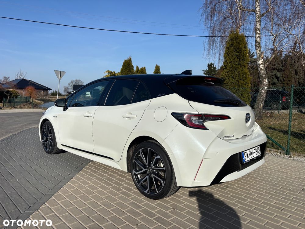 Toyota Corolla 1.8 Hybrid Selection - 6