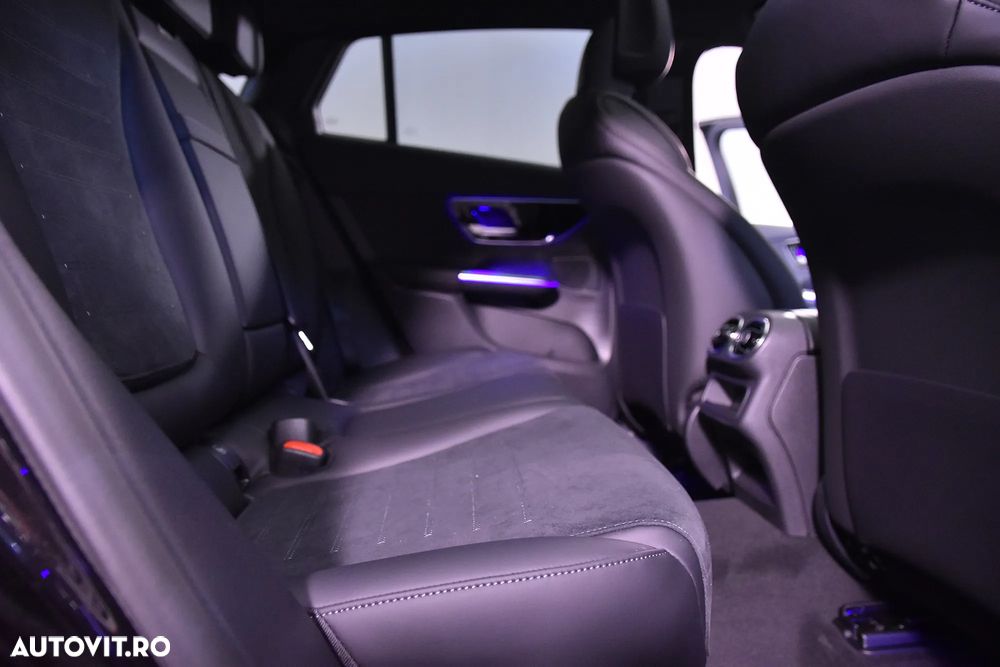 Mercedes-Benz GLC 300 e 4MATIC PHEV - 12