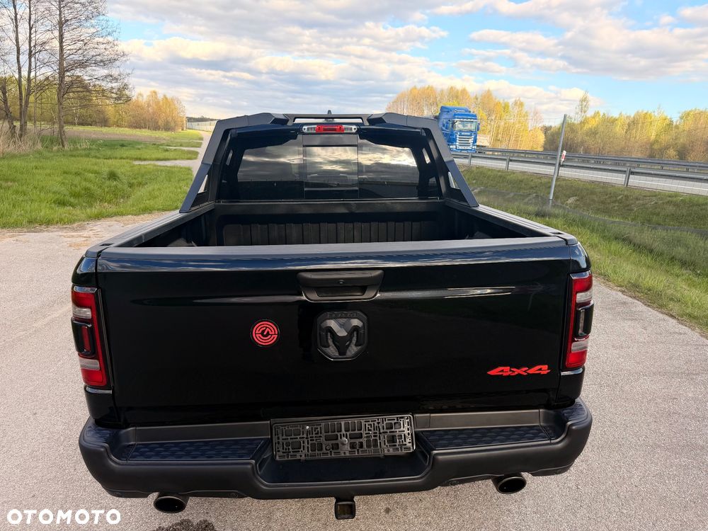 Dodge RAM - 12
