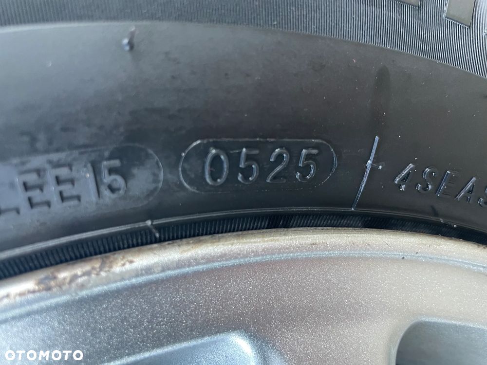 Volkswagen Golf - 20