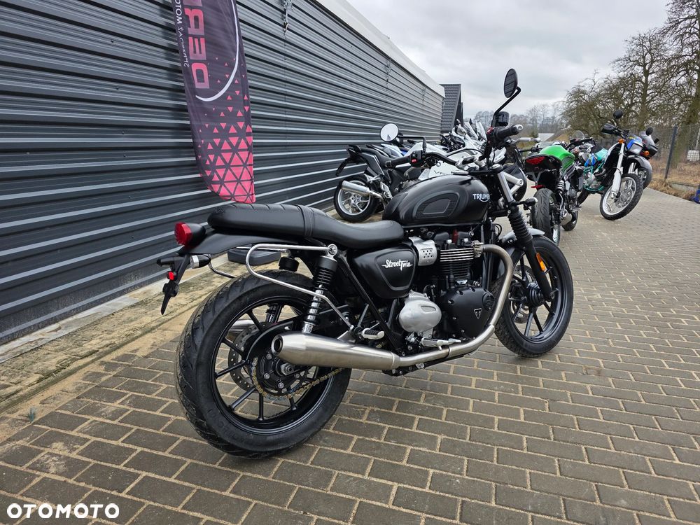 Triumph Street Twin - 7