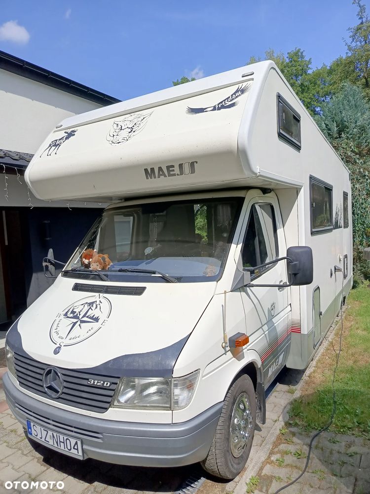 Mercedes-Benz Sprinter - 1