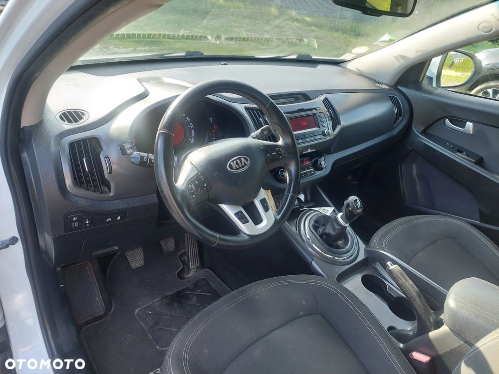 Kia Sportage - 16