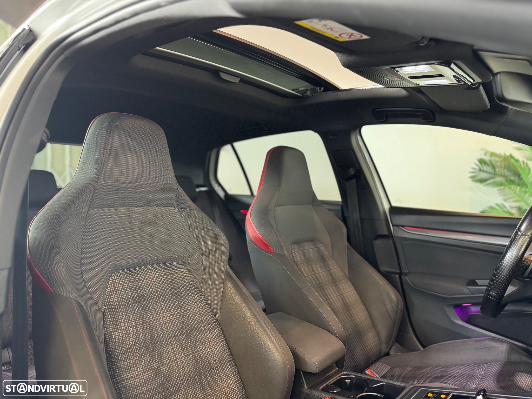 VW Golf 2.0 TSI GTI DSG Performance - 42