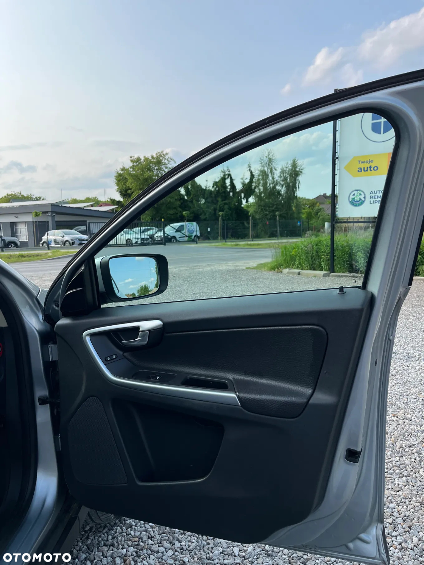 Volvo XC 60 D5 AWD - 13