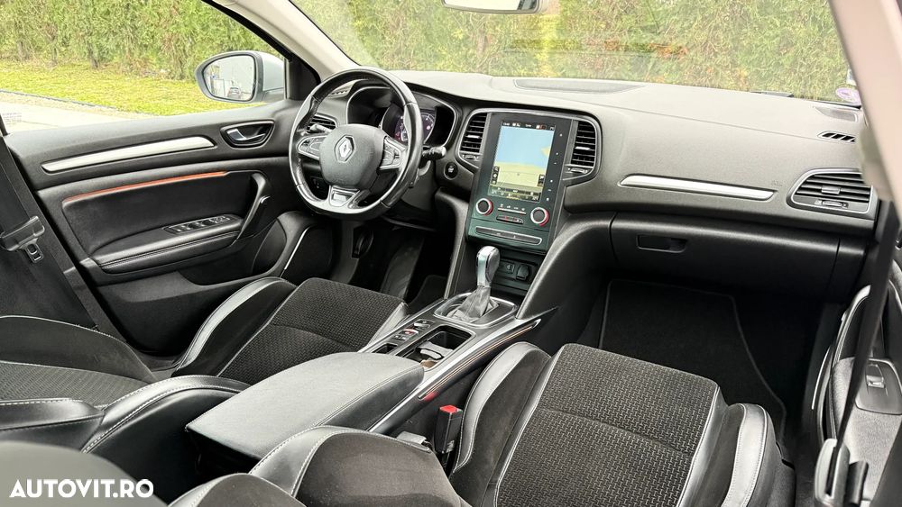 Renault Megane TCe 140 GPF EDC INTENS - 8