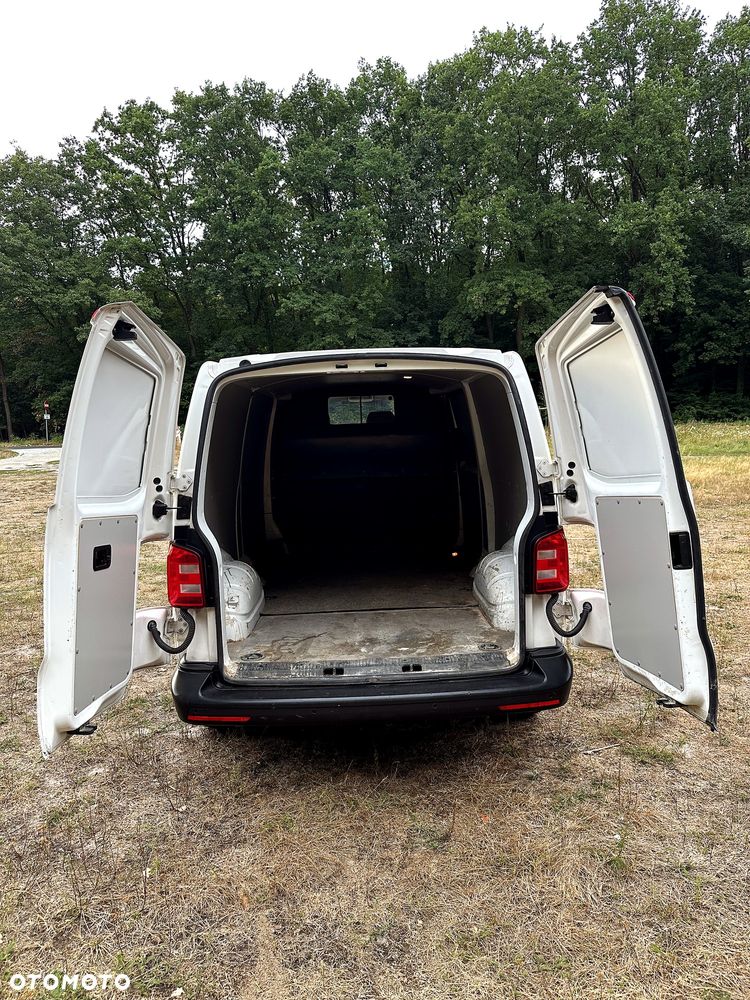 Volkswagen Transporter T6 - 18