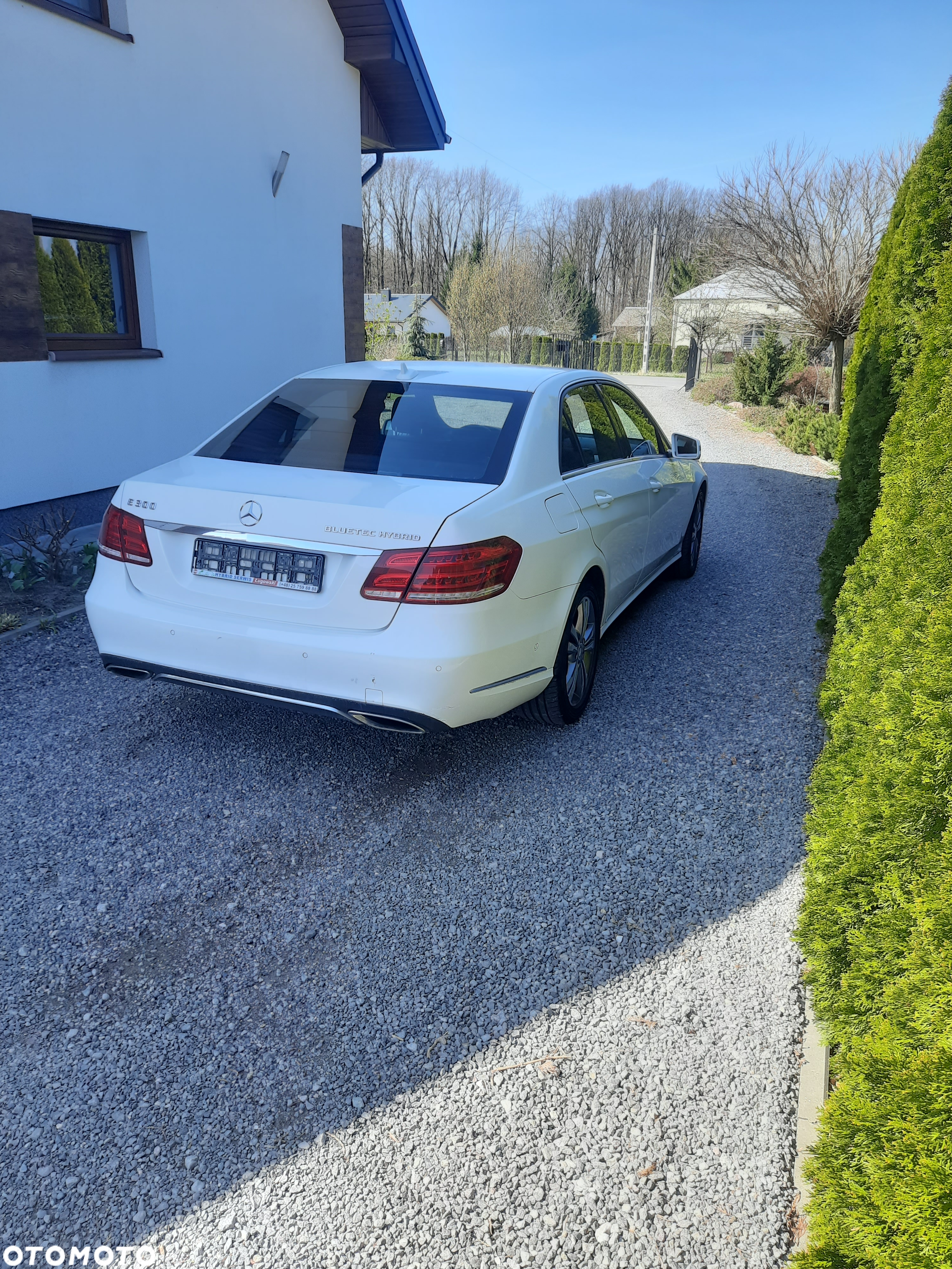 Mercedes-Benz Klasa E 300 T BlueTEC HYBRID 7G-TRONIC - 6