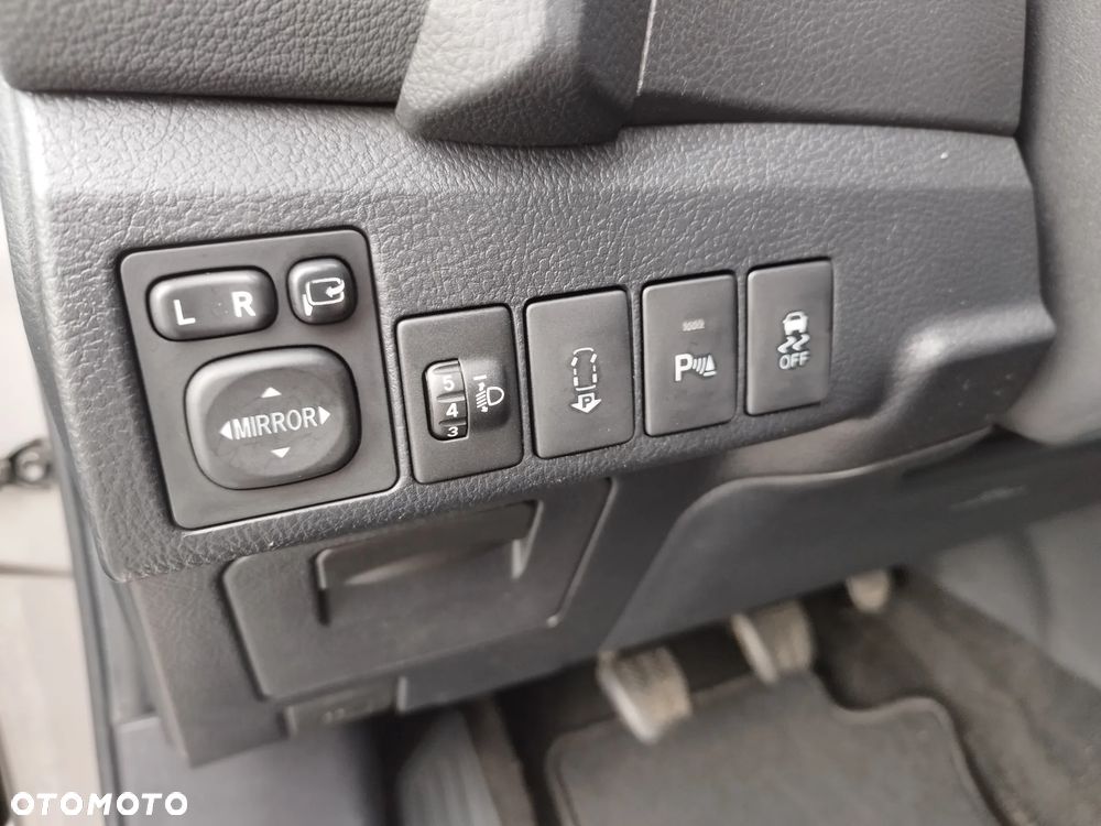 Toyota Auris 1.6 Edition - 17