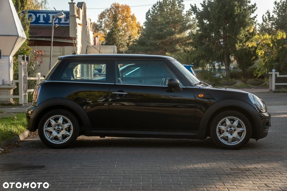 MINI ONE Standard - 5
