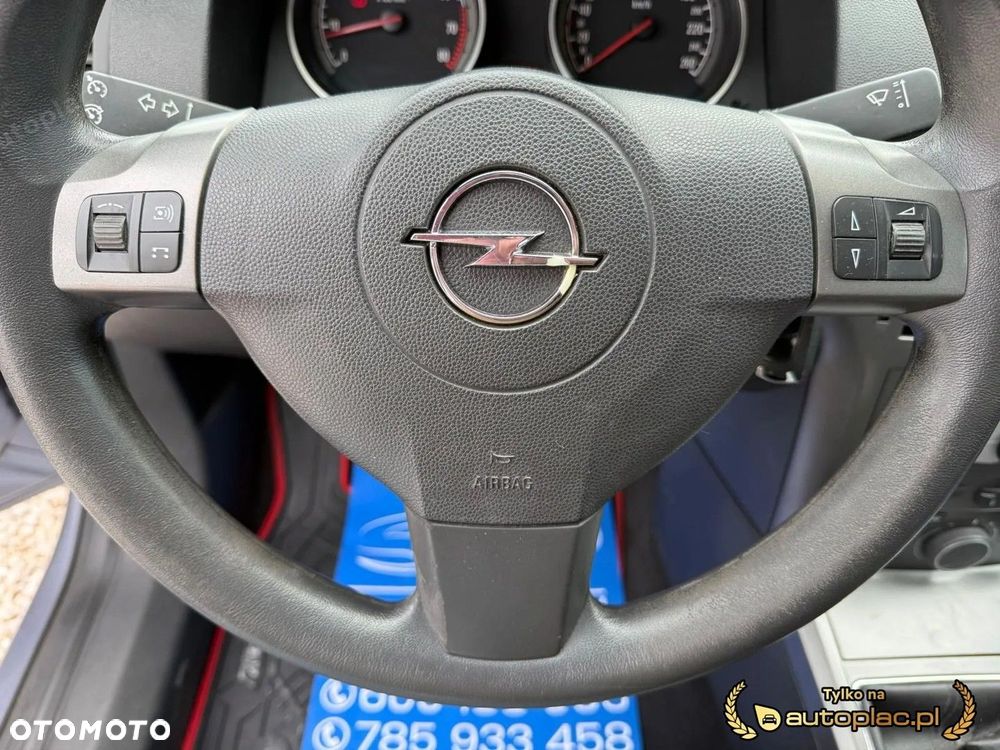 Opel Astra - 22