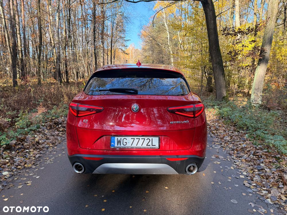 Alfa Romeo Stelvio 2.2 JTDM Q4 - 3