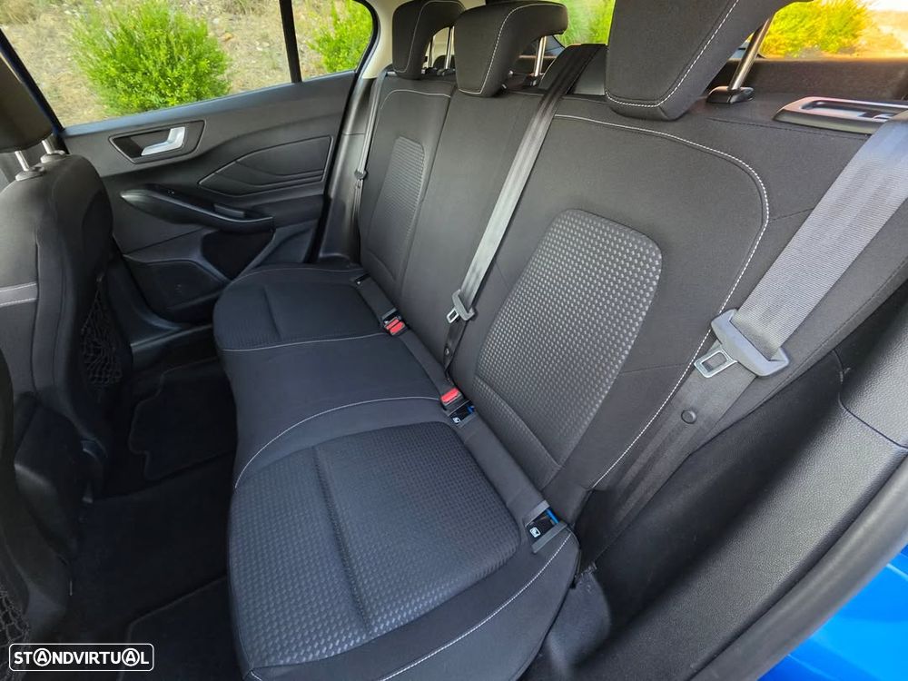 Ford Focus 1.5 TDCi ECOBlue Business Aut. - 7