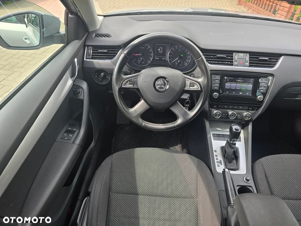 Skoda Octavia - 8