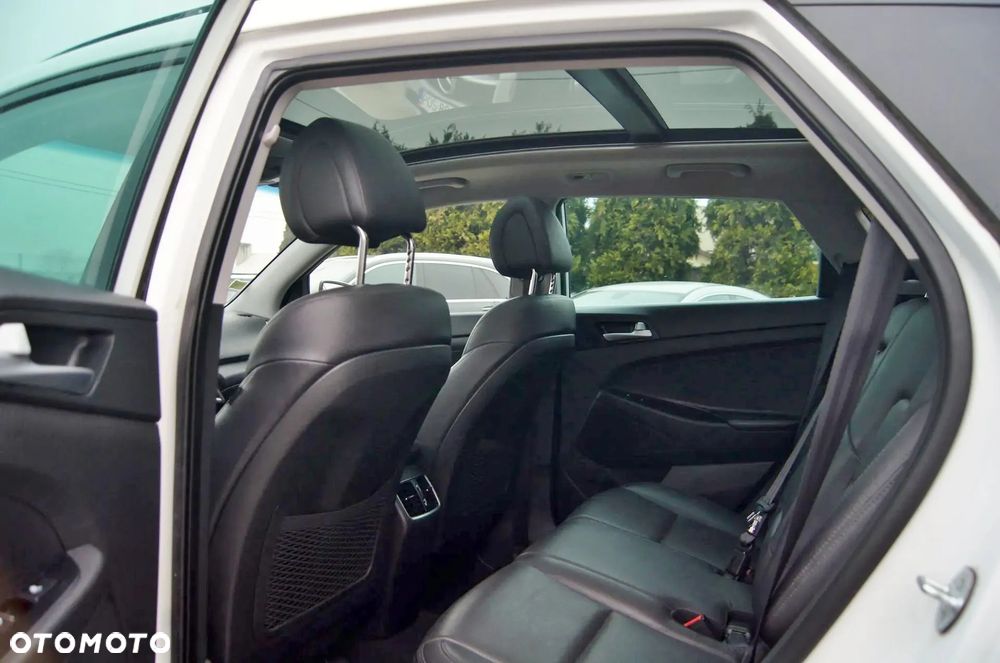 Hyundai Tucson blue 1.7 CRDi 2WD DCT Premium - 11