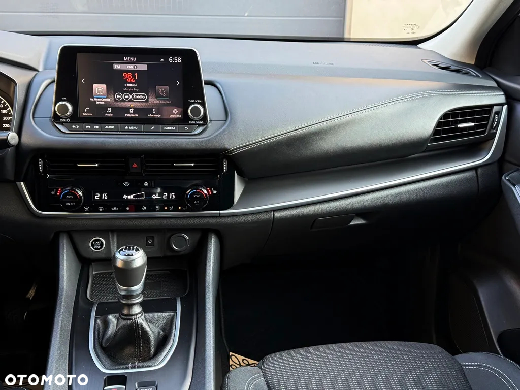 Nissan Qashqai 1.3 DIG-T MHEV N-Connecta - 24