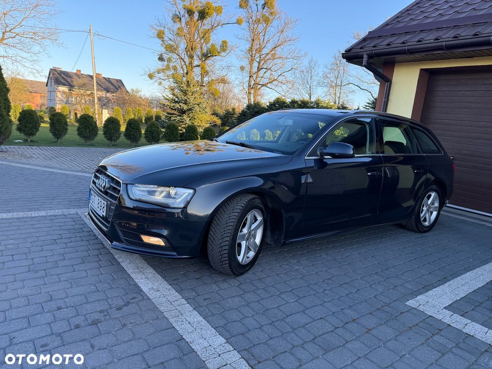 Audi A4 Avant - 9
