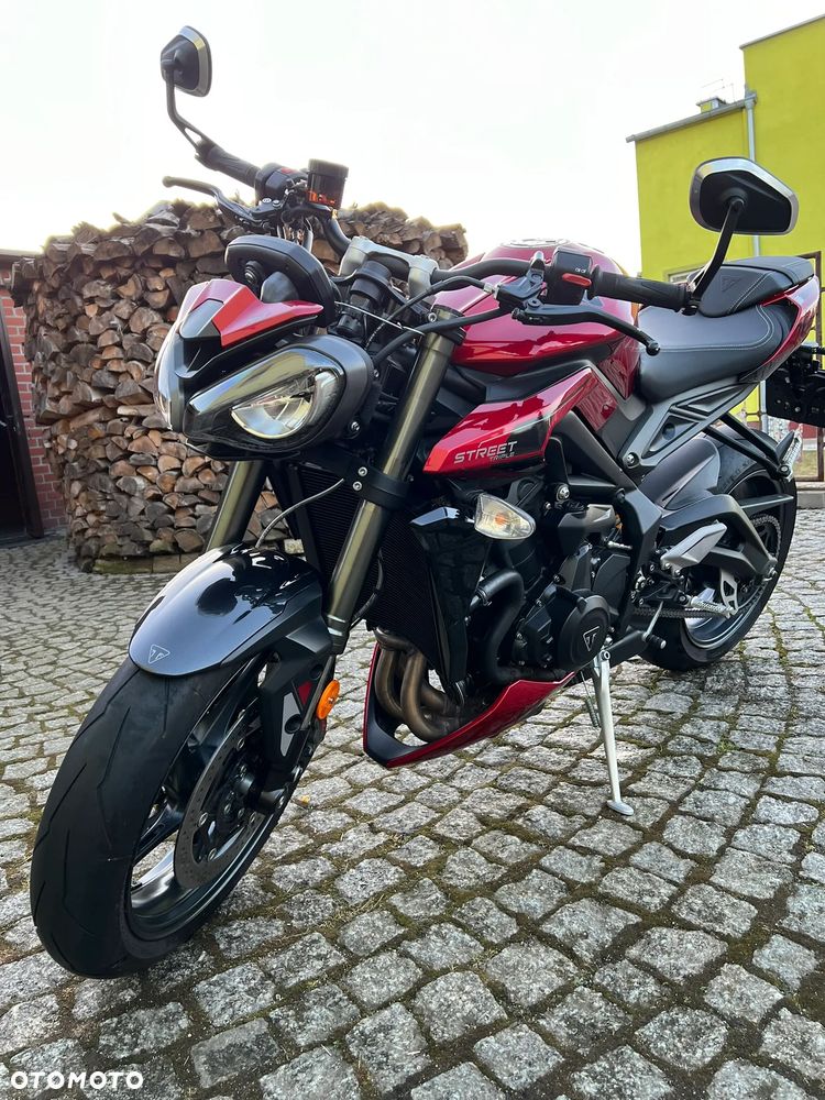 Triumph Street Triple - 3