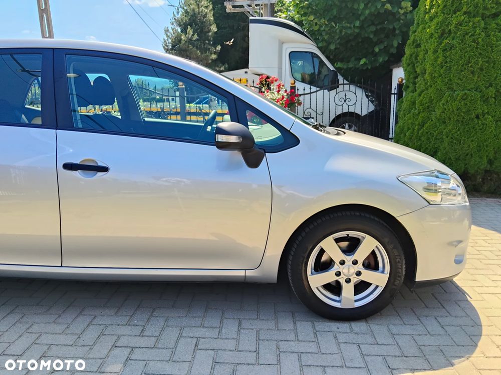 Toyota Auris 1.33 VVT-i - 7