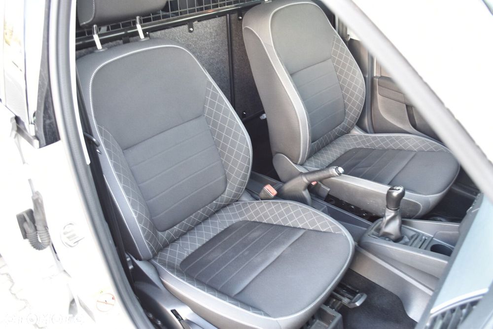 Skoda Fabia 1.0 TSI Ambition Plus - 25