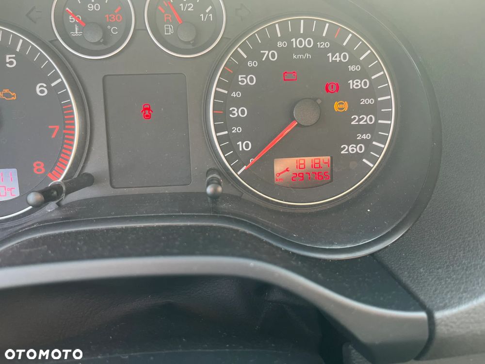 Audi A3 Sportback 1.6 Ambiente - 13