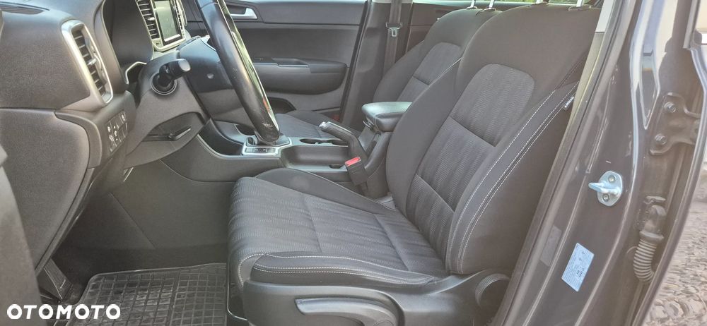 Kia Sportage 1.6 GDI Black Edition 2WD - 25