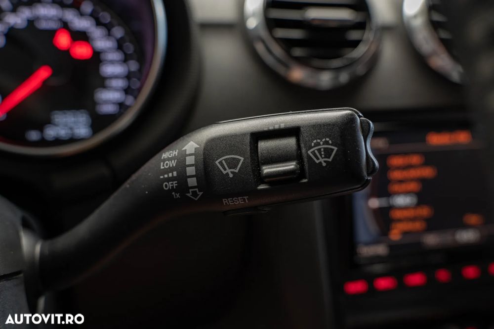 Audi TT 2.0 TDI quattro S tronic - 25
