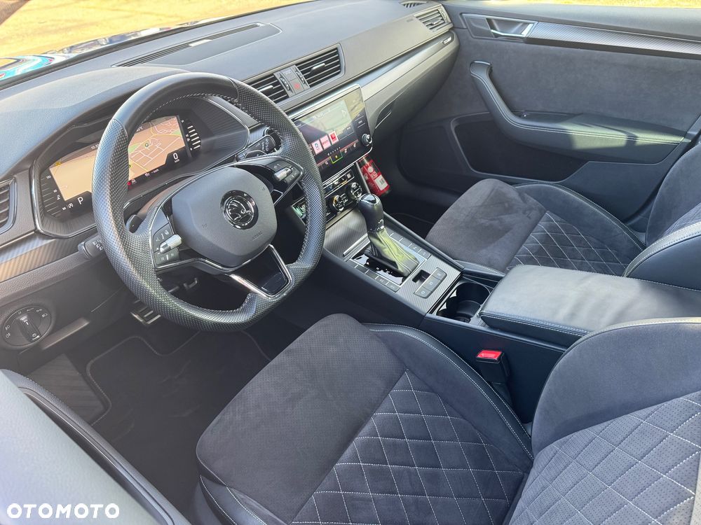 Skoda Superb 2.0 TDI DSG SportLine - 16