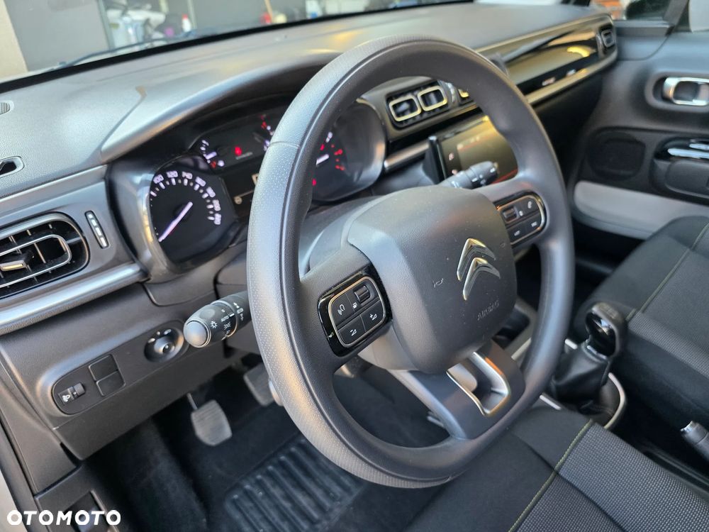 Citroën C3 1.2 PureTech Shine - 20