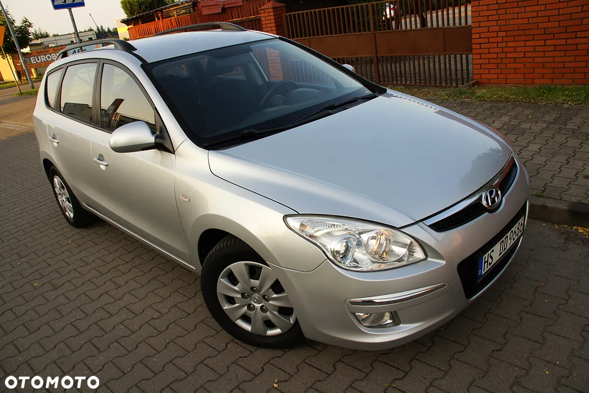 Hyundai i30 1.6 CRDi Premium - 23