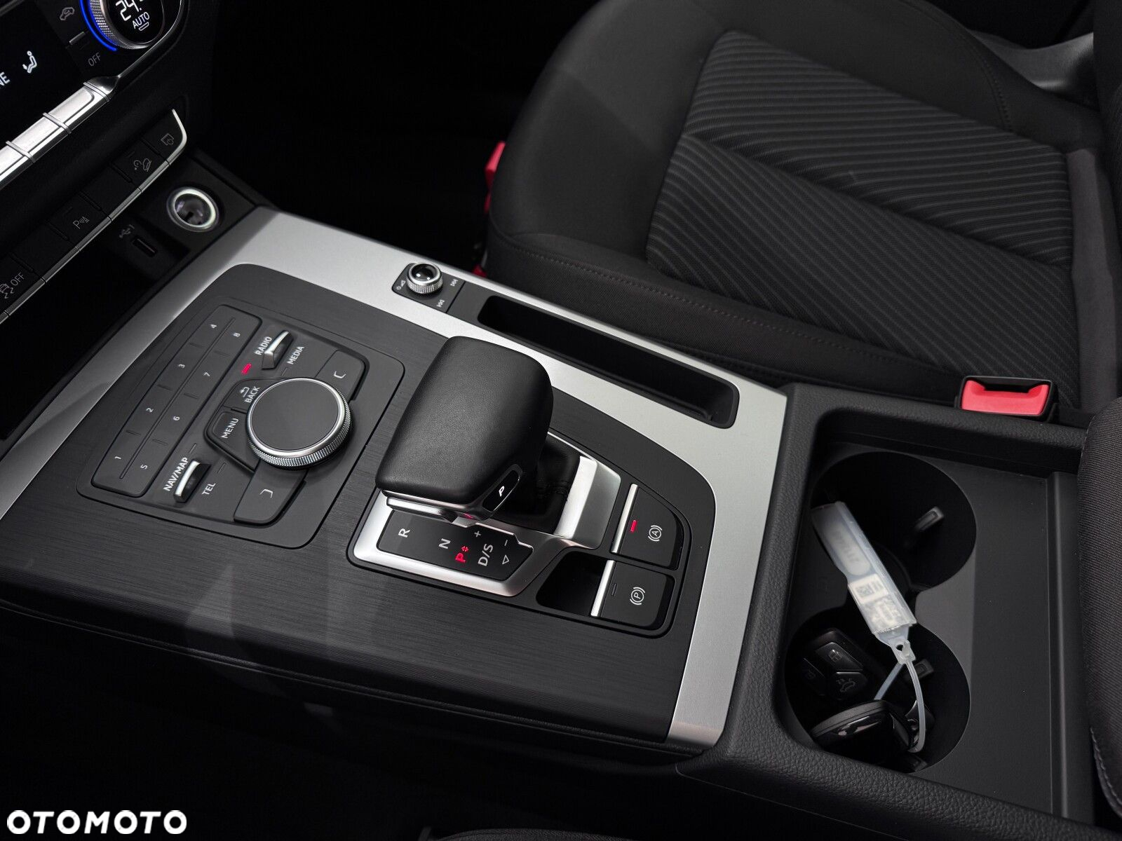 Audi Q5 35 TDI Quattro S tronic - 27