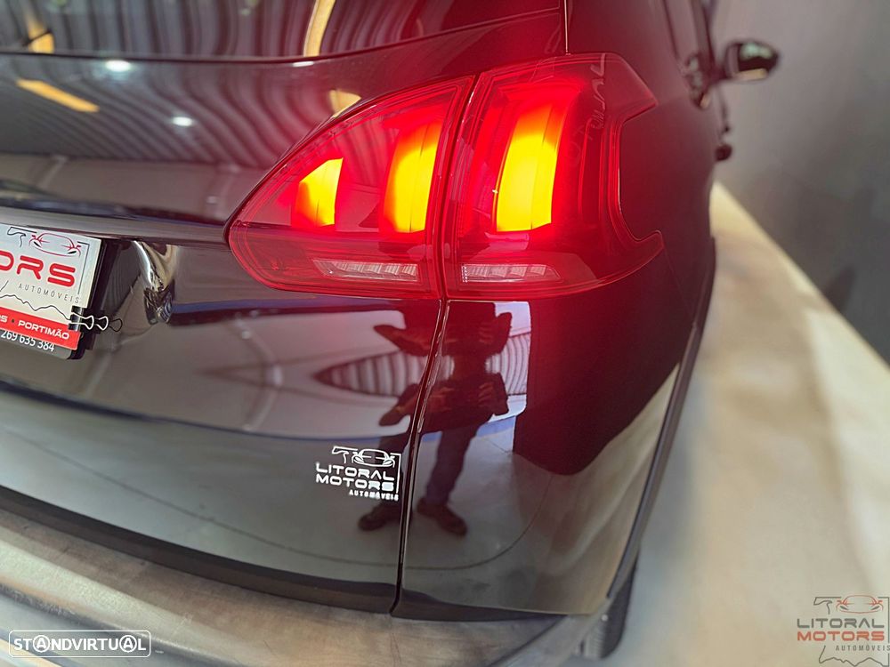 Peugeot 2008 PureTech 130 Allure - 12