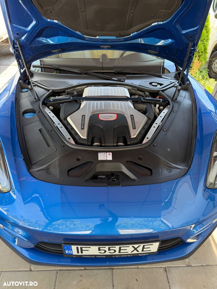 Porsche Panamera Turbo - 10