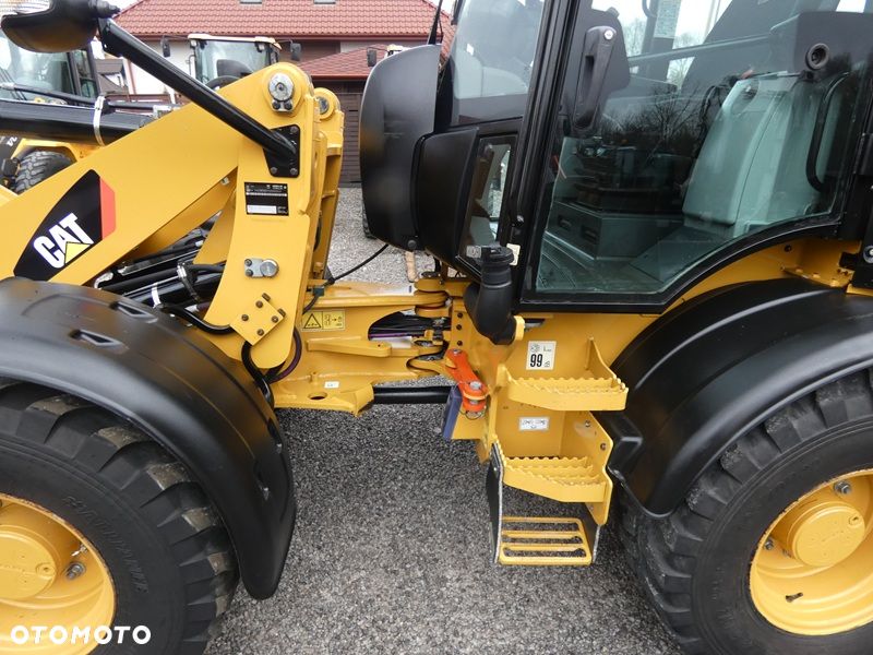 Caterpillar CAT 908M z Niemiec / KLIMA / 2998mtg / - 20