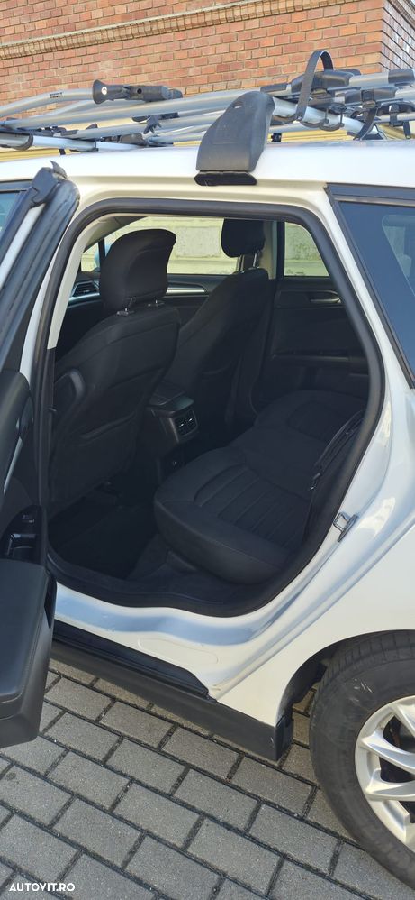 Ford Mondeo - 4