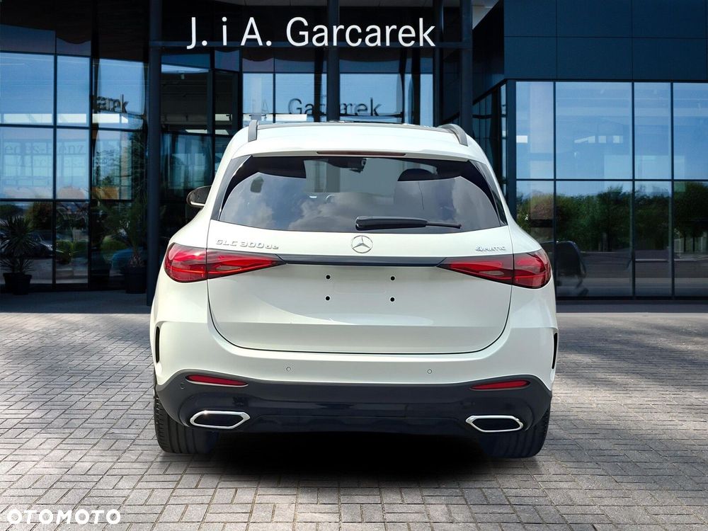 Mercedes-Benz GLC - 5
